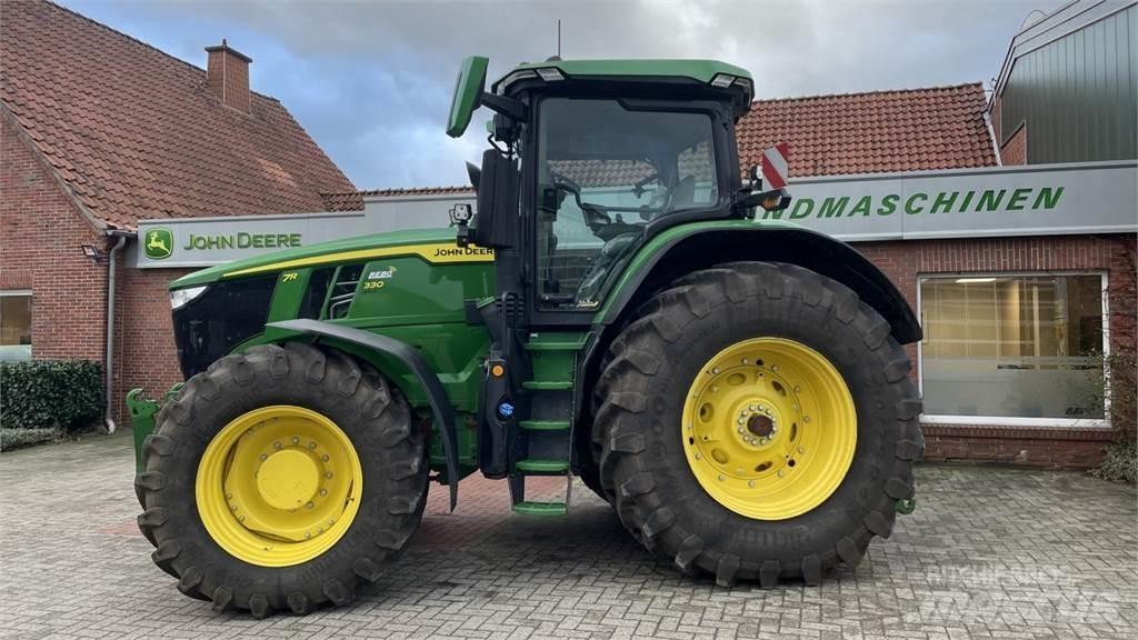 John Deere 7R330 Tractoare