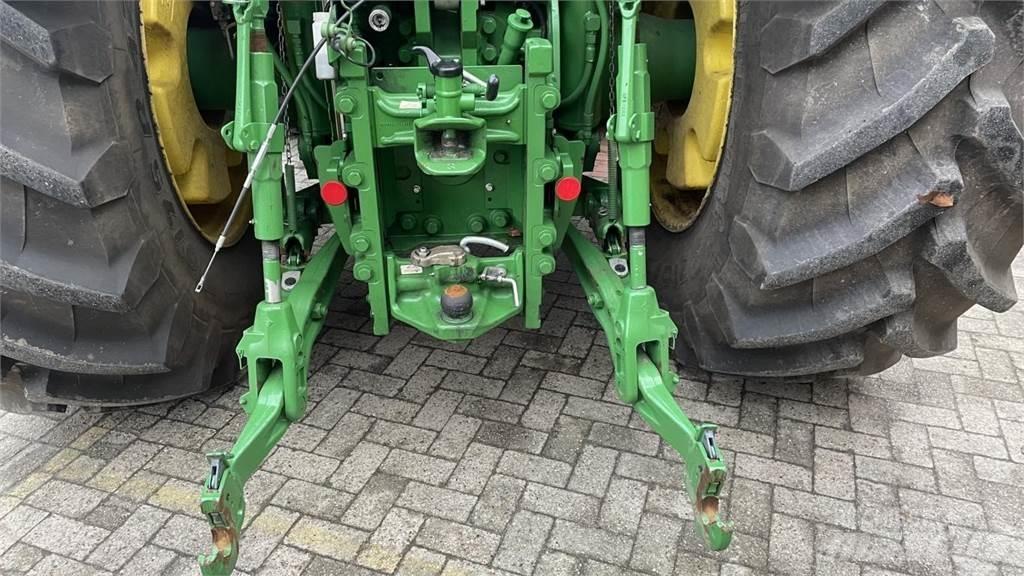 John Deere 7R330 Tractoare