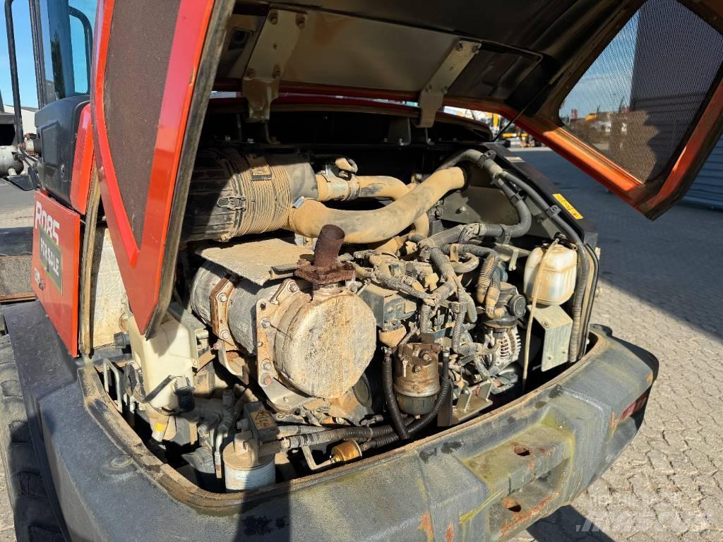 Kubota R085 Incarcator pe pneuri