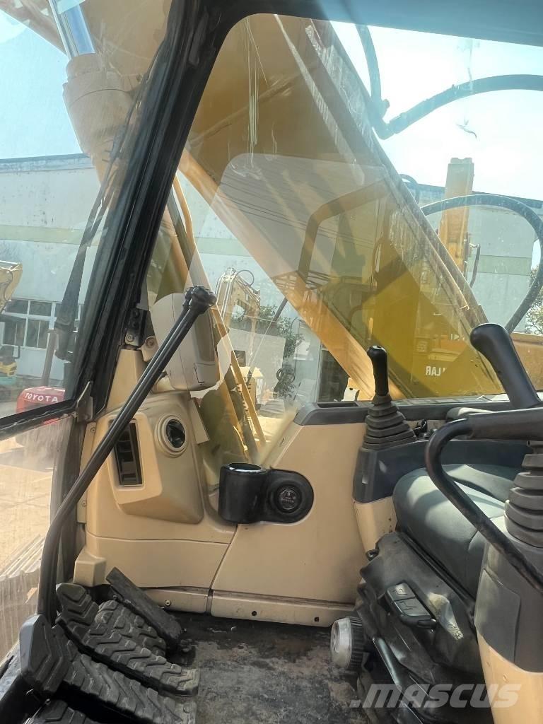 CAT 320C Excavatoare pe șenile
