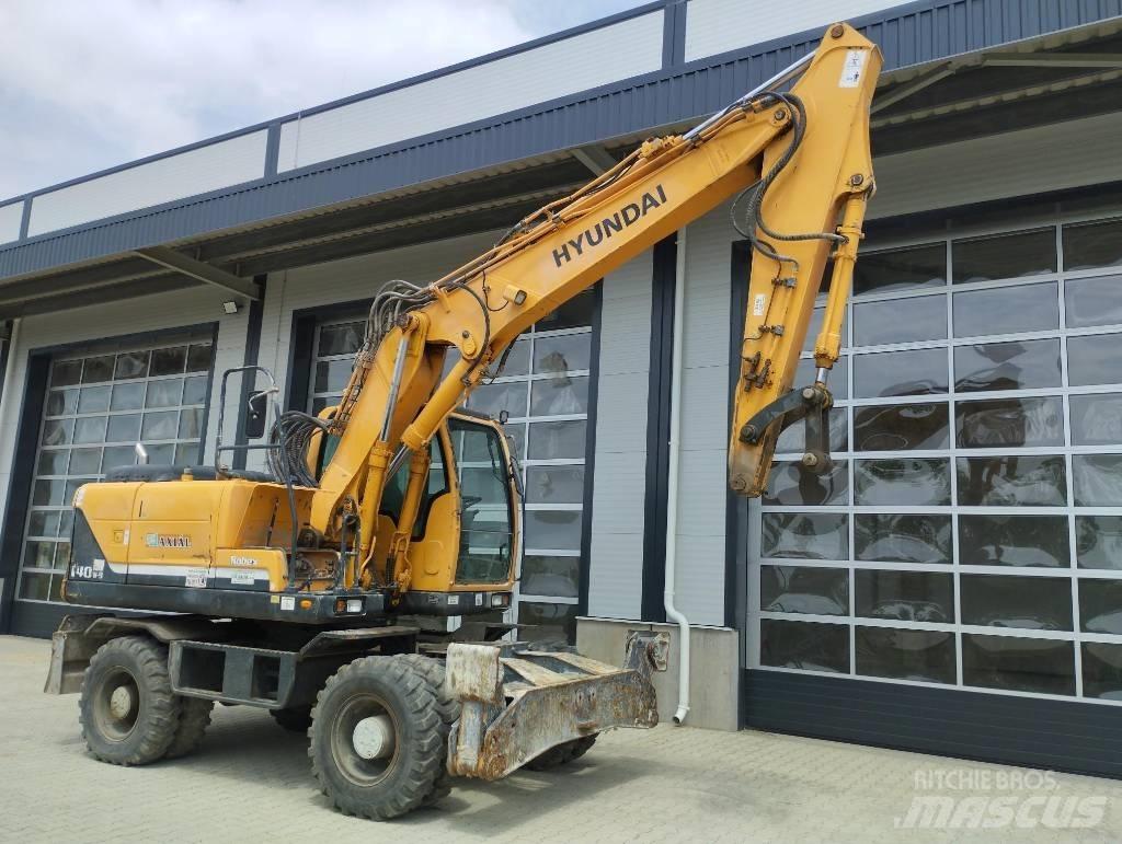 Hyundai 140W Excavatoare 7t - 12t