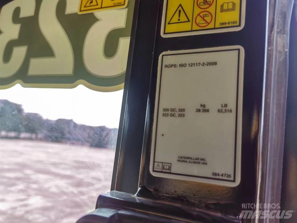 CAT 2022 CAT 323 Excavatoare cu roti