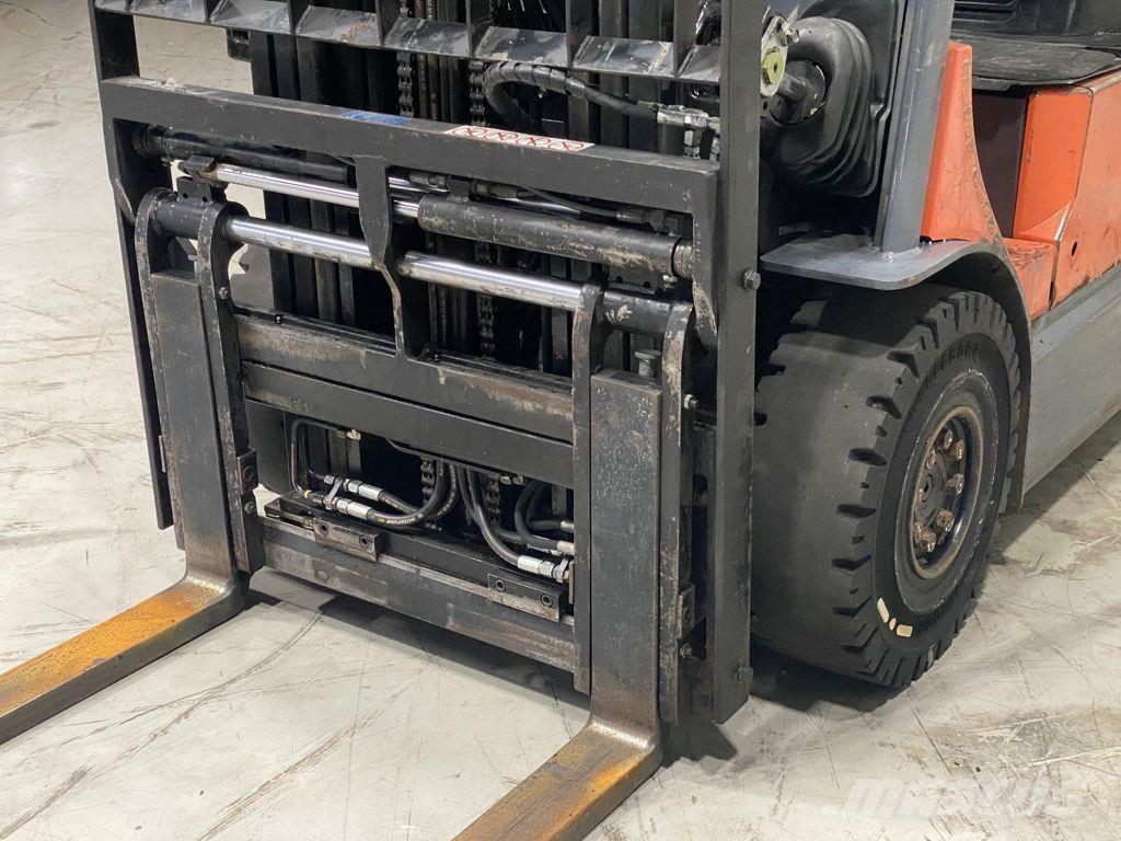 Toyota 7FBMF25 Stivuitor electric