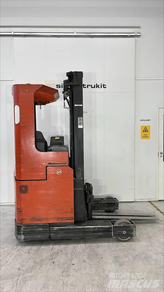 BT RR E 180 Stivuitor cu catarg retractabil