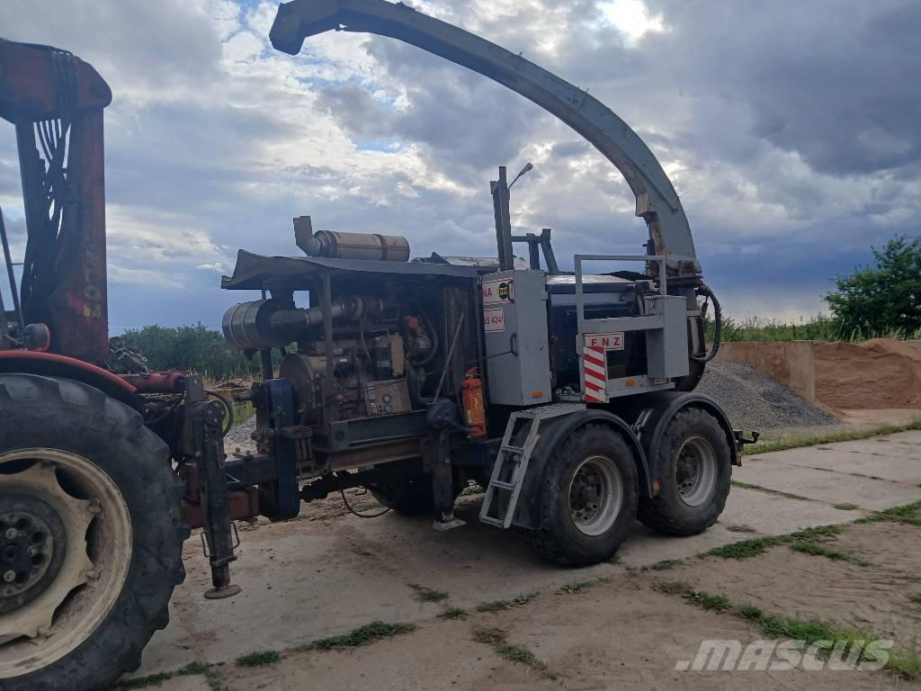 Zetor 10540 Masini de tocat lemn