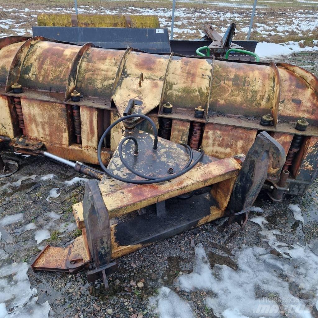  Snöblad 3m Pluguri