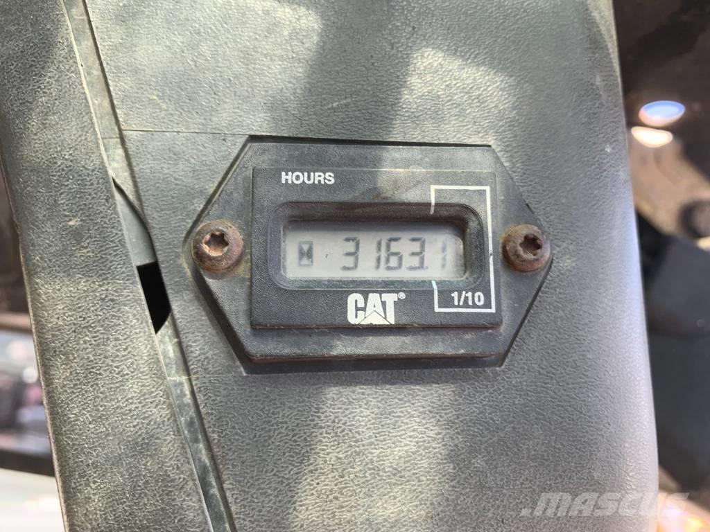 CAT 277 Mini incarcator