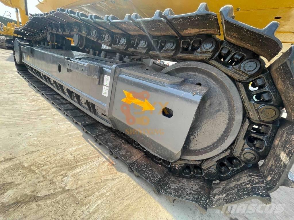 Komatsu PC 450 LC-8 Excavatoare pe șenile
