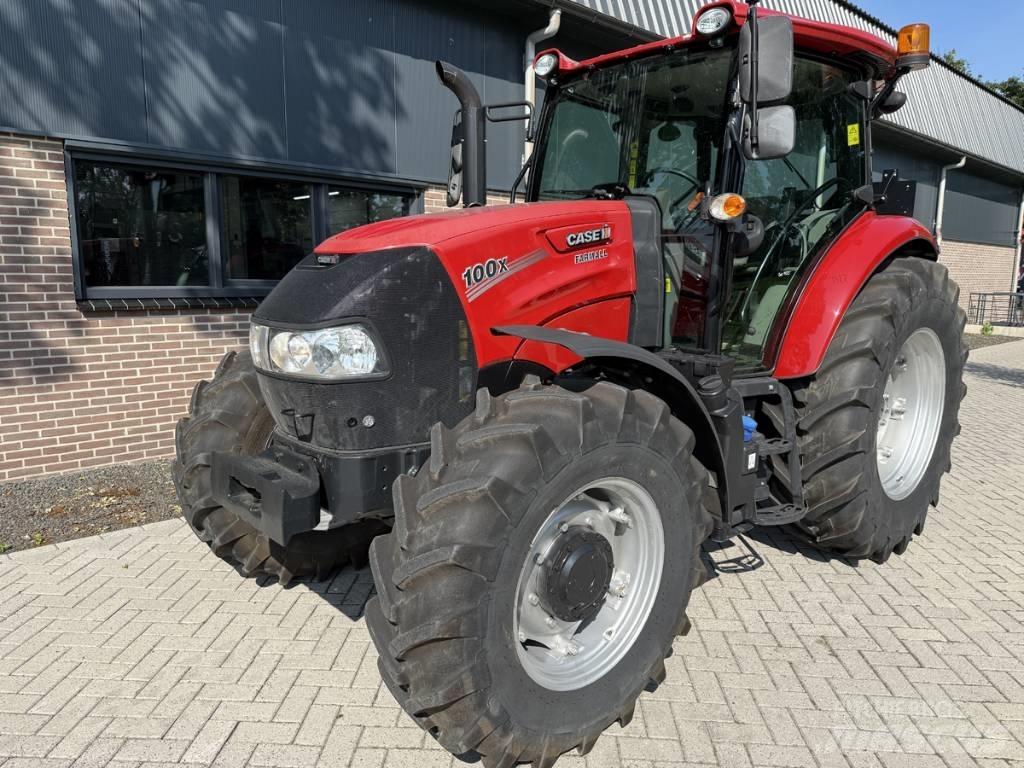 CASE Farmall 100X Tractoare