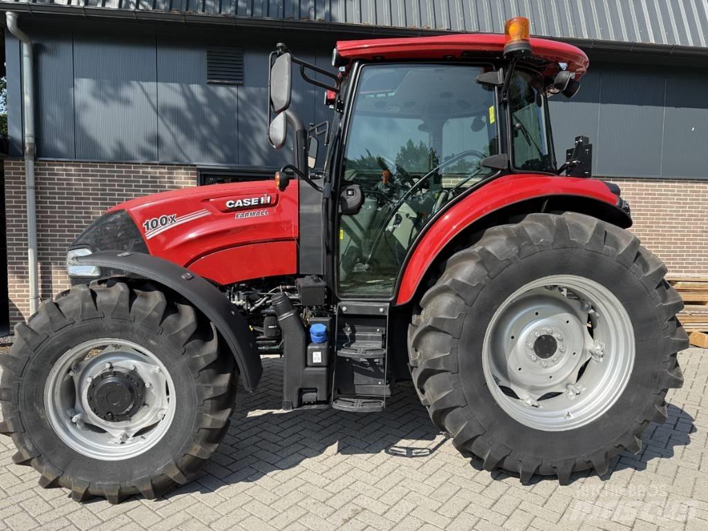 CASE Farmall 100X Tractoare