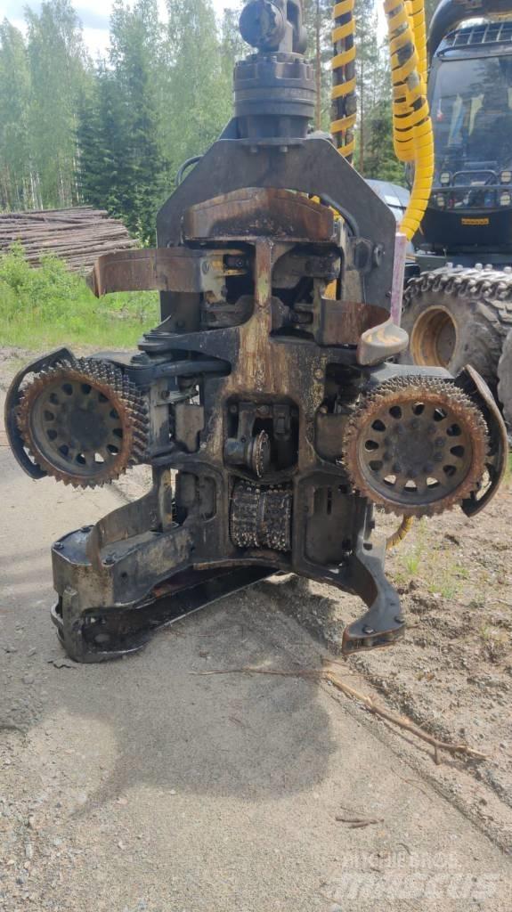 Ponsse SCORPION 8W Combine forestiere