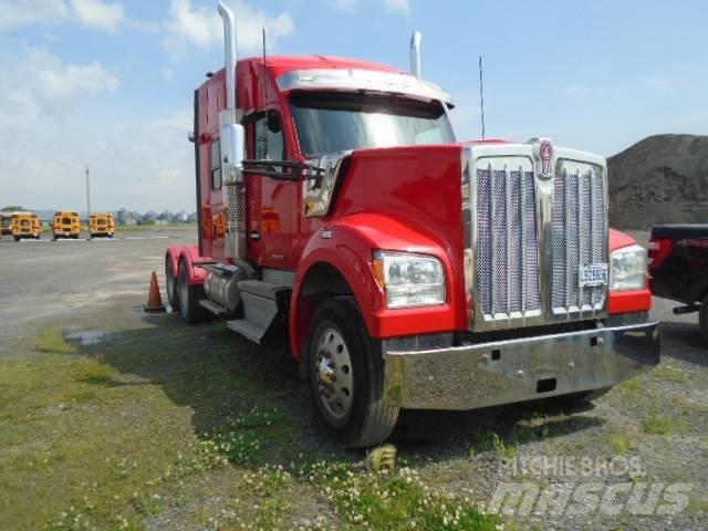 Kenworth W 990 Autotractoare