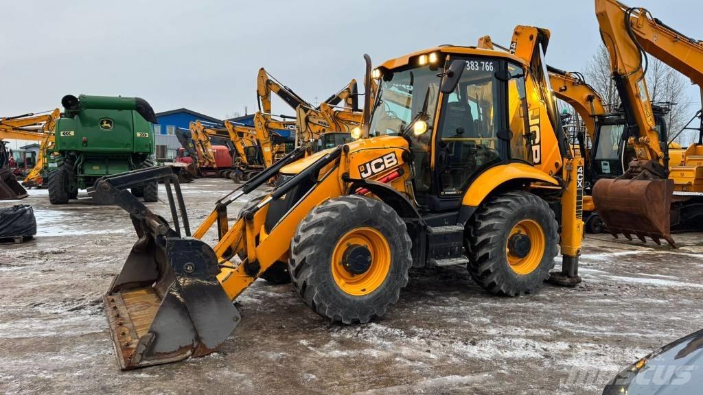 JCB 4 CX Buldoexcavatoare