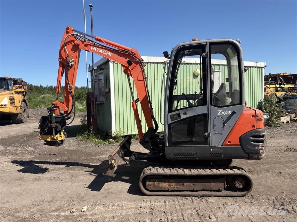 Hitachi ZX25 Mini excavatoare < 7t