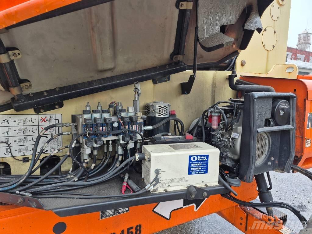 JLG M 600 JP Nacele cu brat articulat