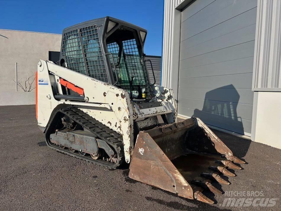 Bobcat T 110 Încarcatoare cu excavator