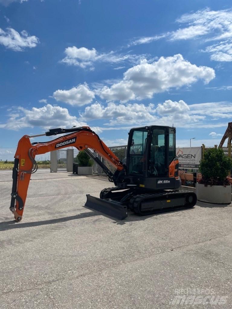 Doosan DX55r Mini excavatoare < 7t