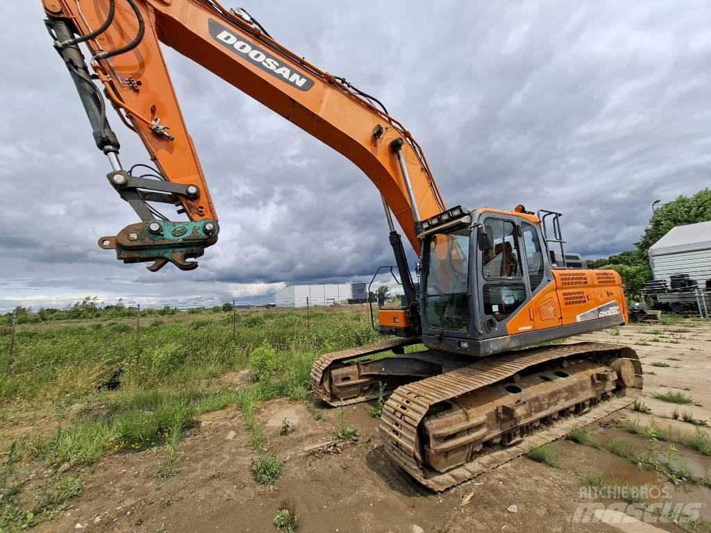 Doosan DX 300 LC-5 Excavatoare pe șenile
