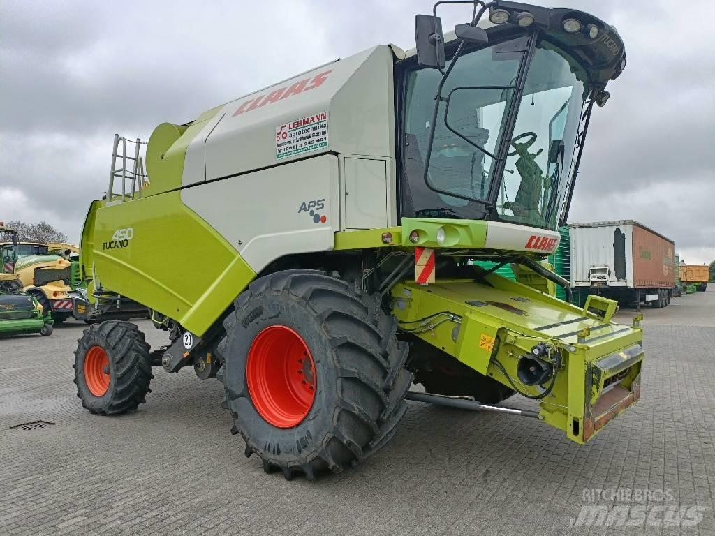 CLAAS Tucano 450 Combine de secerat