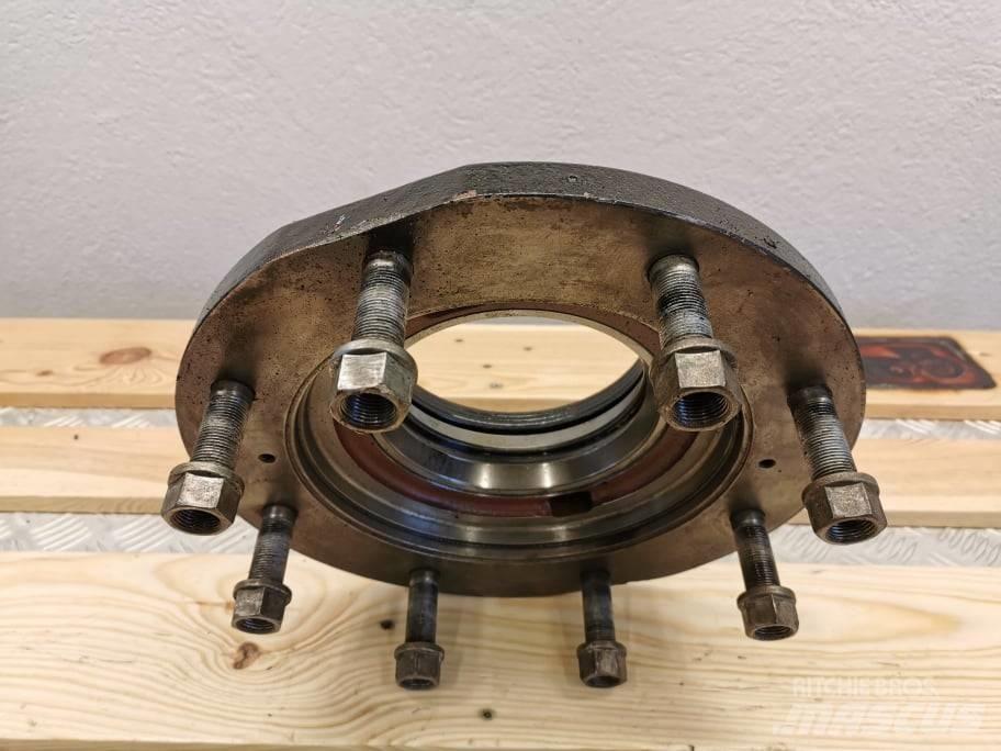 JLG 307 wheel hub Anvelope, roti si jante
