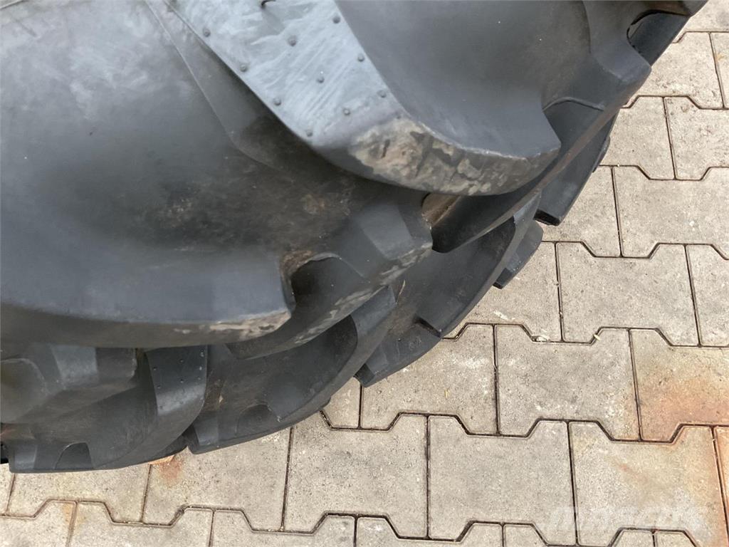 Alliance 270/95R36 Roti