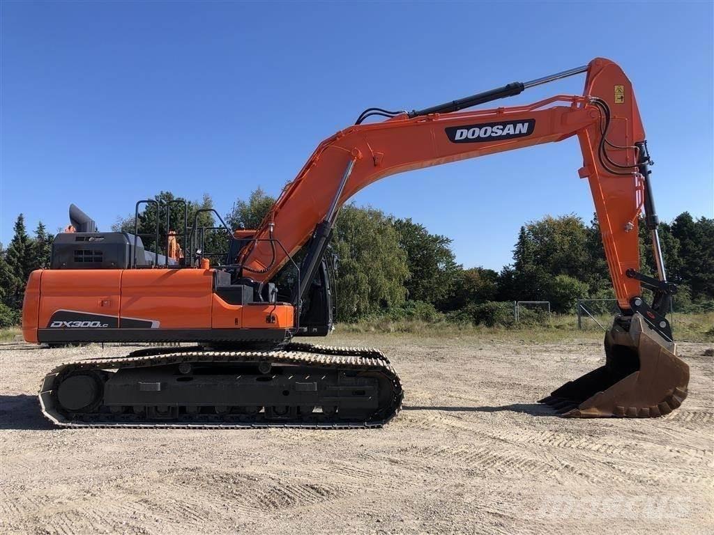 Doosan dx300 Excavatoare pe șenile
