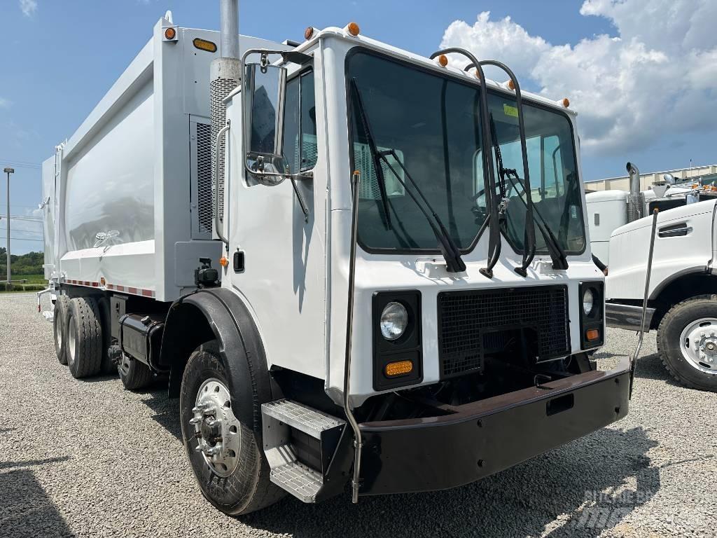 Mack MR Camion de deseuri
