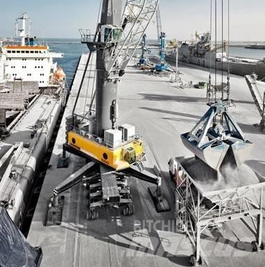 Liebherr LHM 550 Macarale port