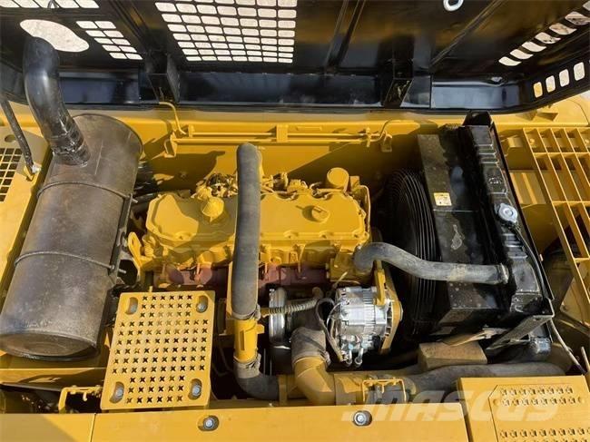 CAT 325 CL Excavatoare pe șenile
