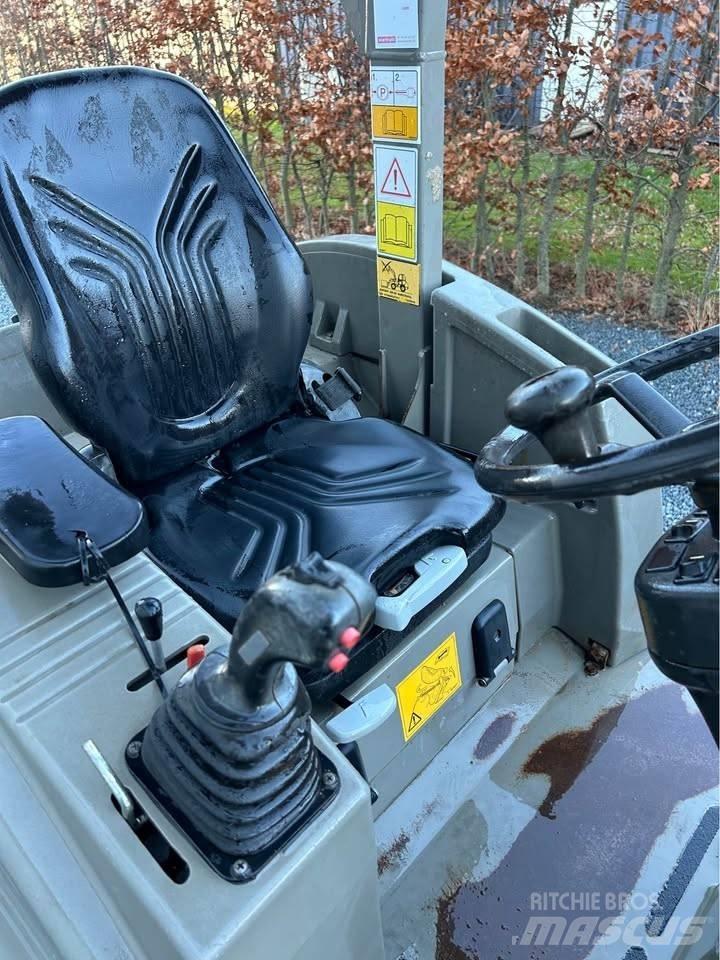 Atlas AR 35 Incarcator pe pneuri