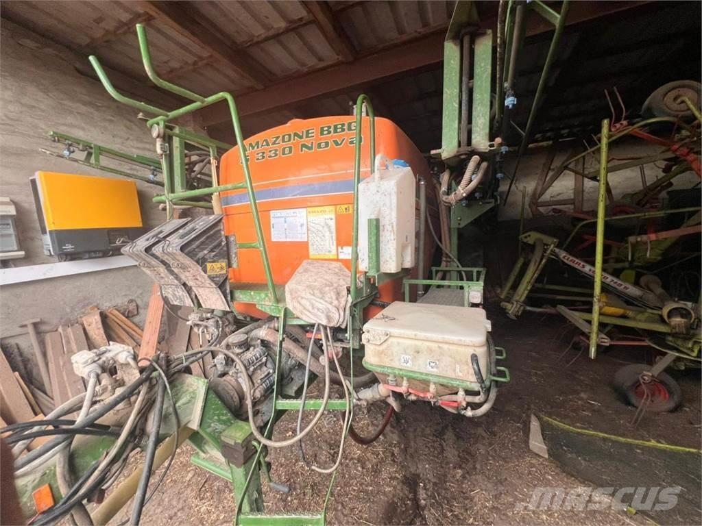 Amazone S330 Nova Tractoare agricole sprayers
