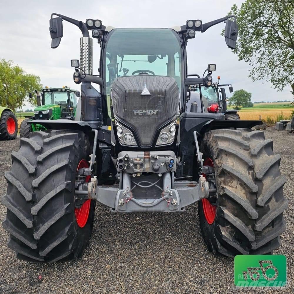 Fendt 720 S4 Tractoare