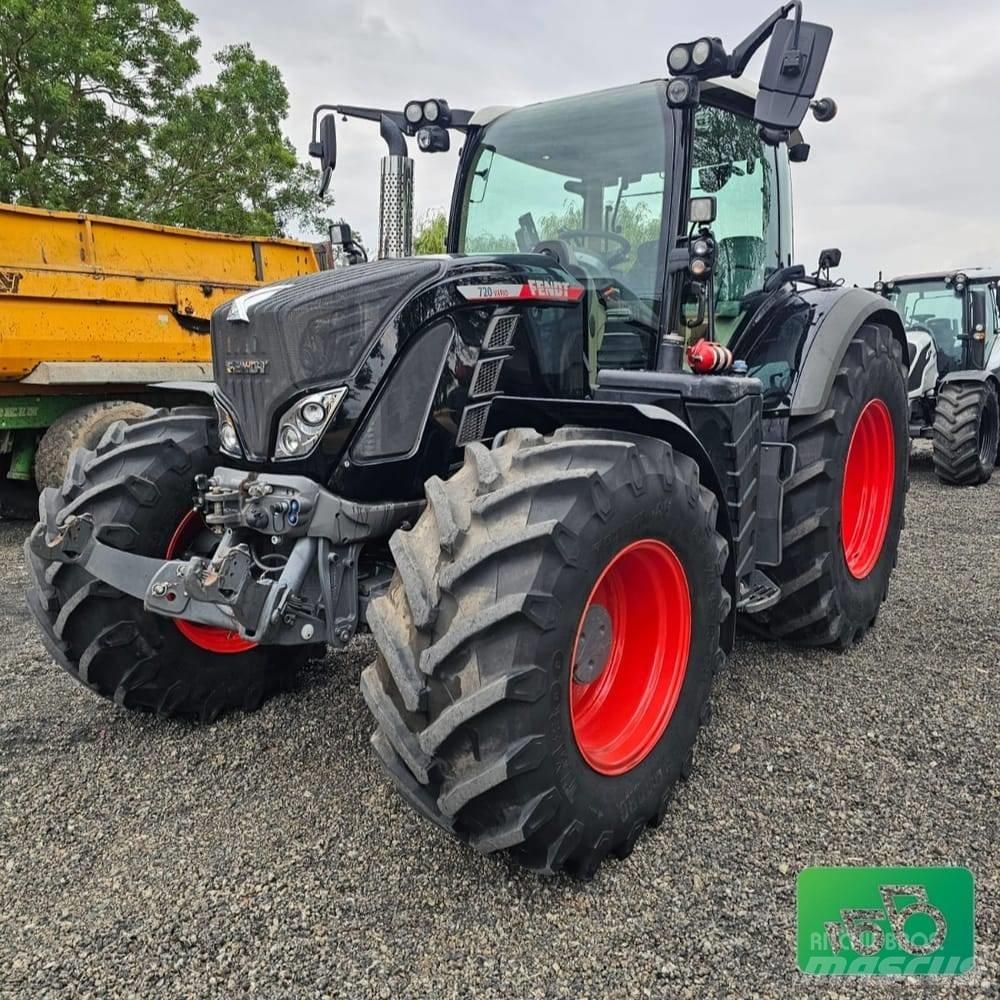 Fendt 720 S4 Tractoare