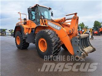 Doosan DL 450-3 Incarcator pe pneuri