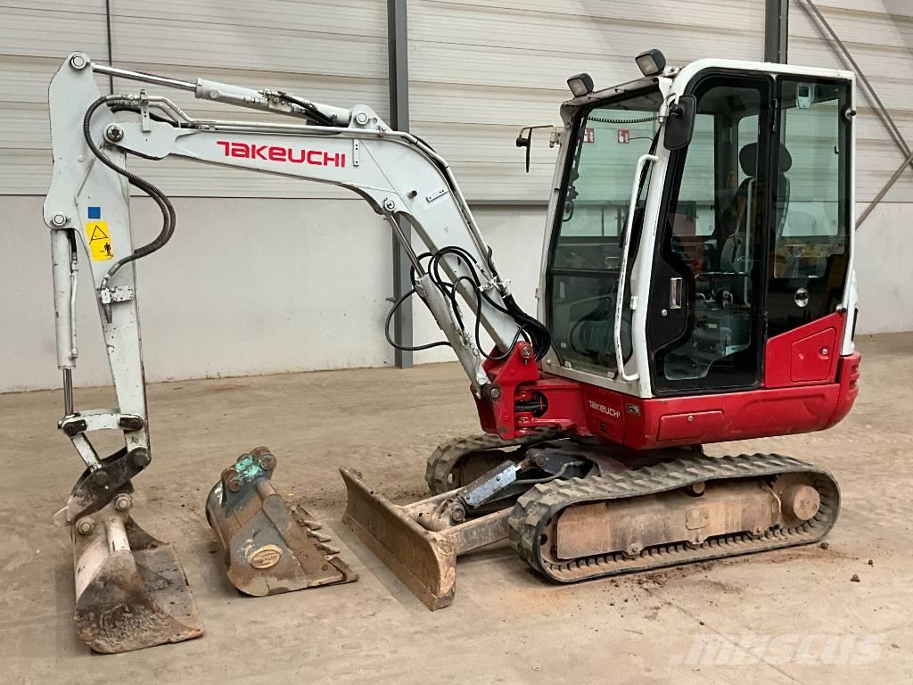 Takeuchi TB 230 Mini excavatoare < 7t