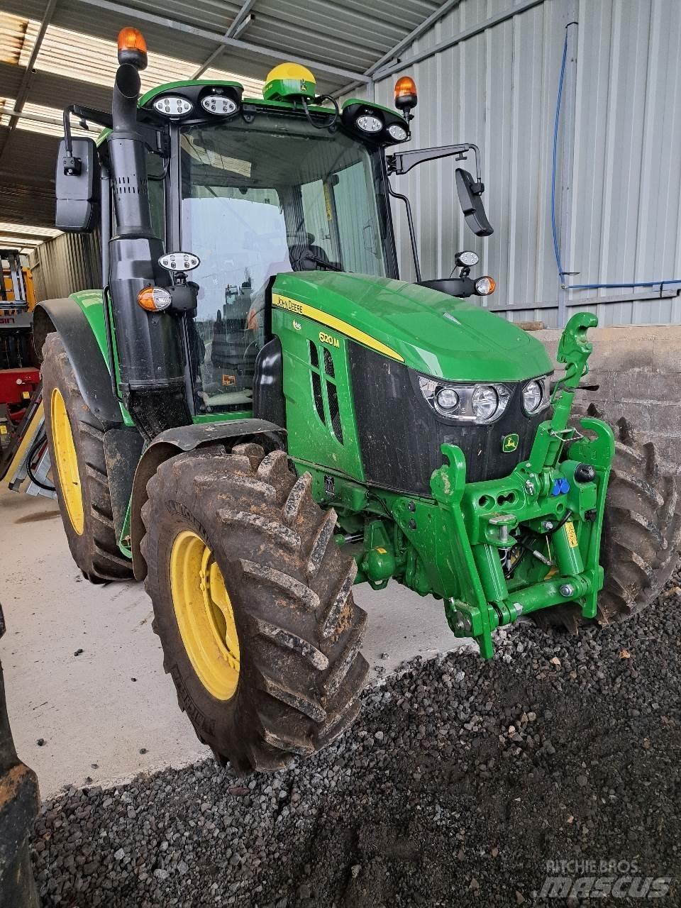 John Deere 6120 M Tractoare