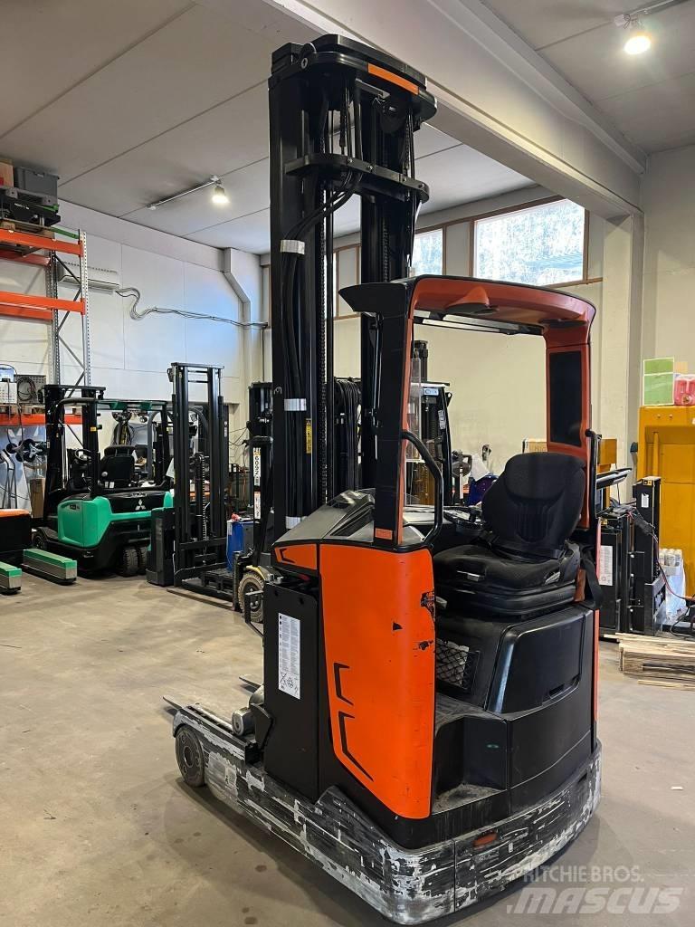 Rocla HX 14 F Stivuitor cu catarg retractabil