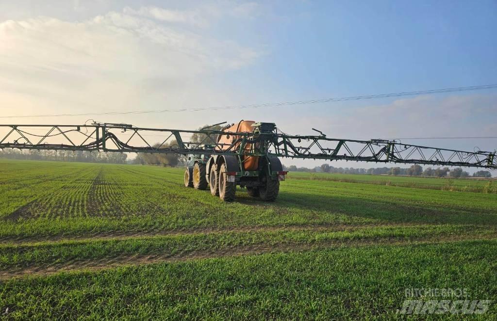 Amazone UX 11200 Tractoare agricole sprayers
