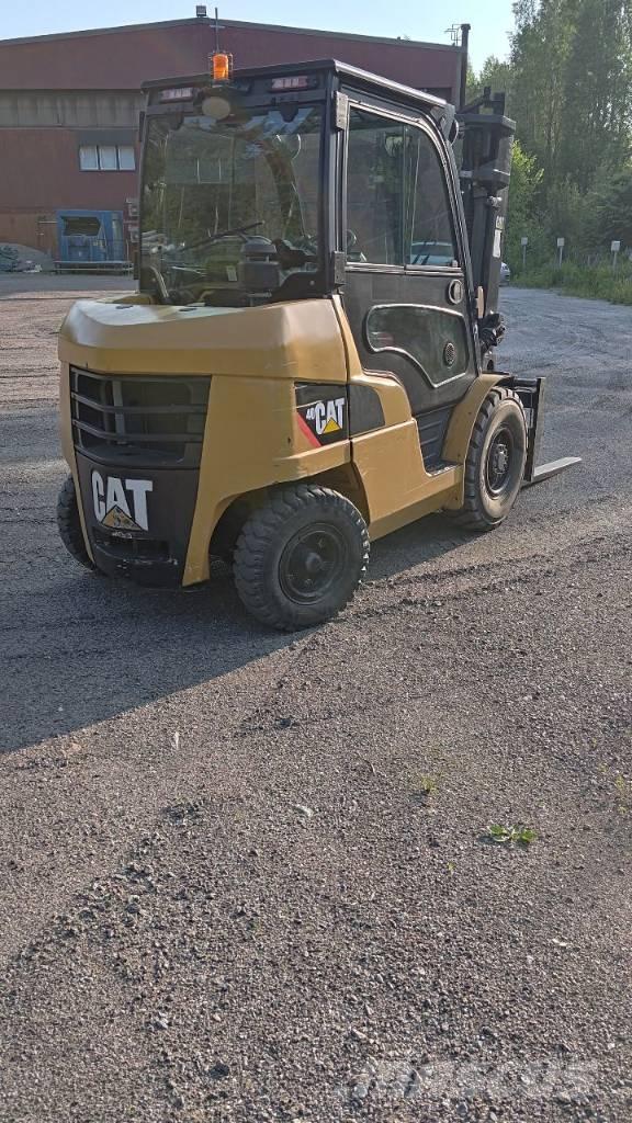 CAT DP 40 N Stivuitor diesel