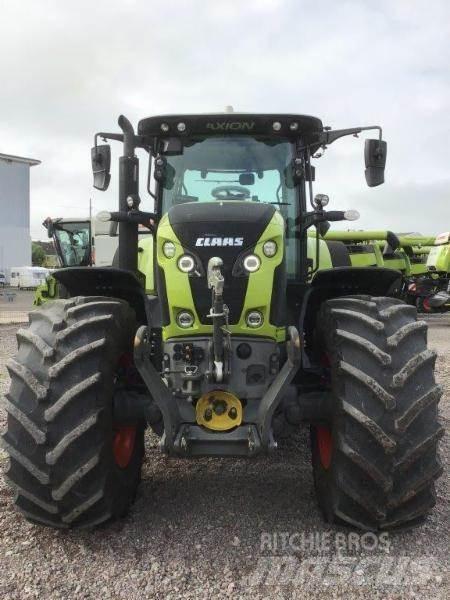 CLAAS AXION 810 Tractoare