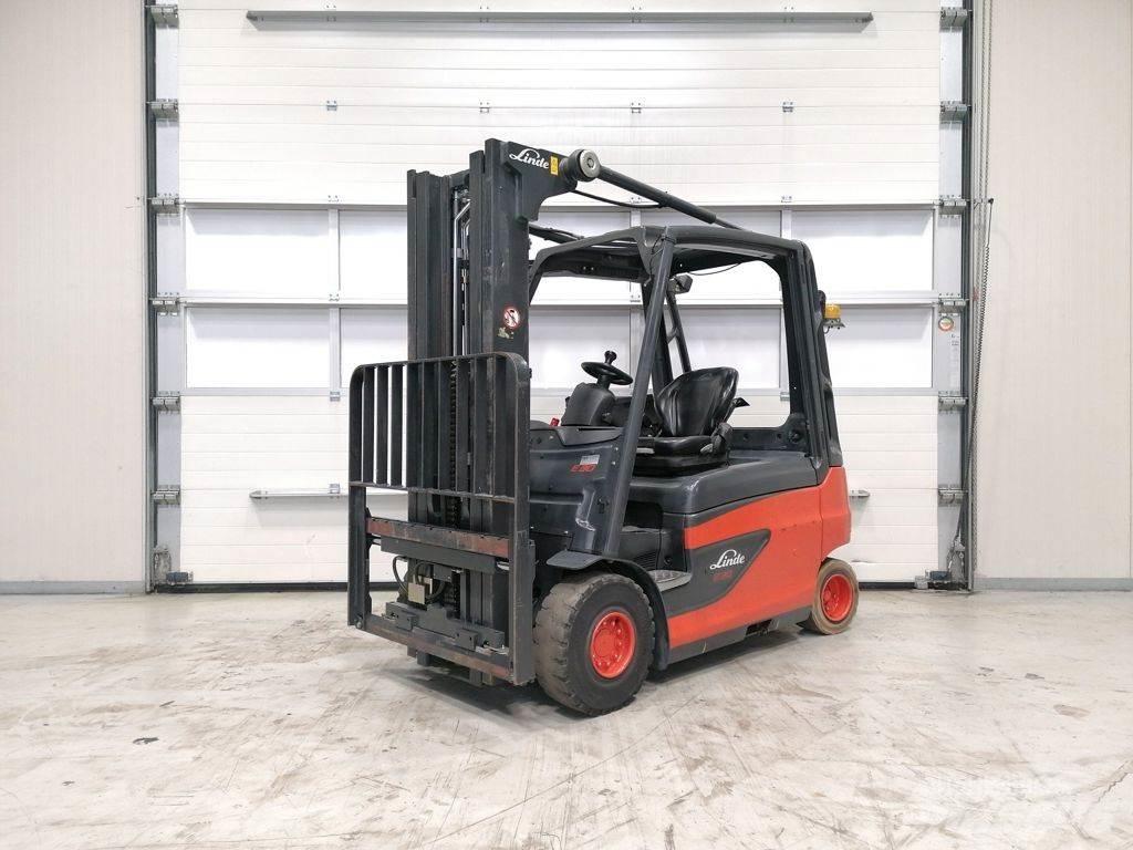 Linde E30L-01 Stivuitor electric