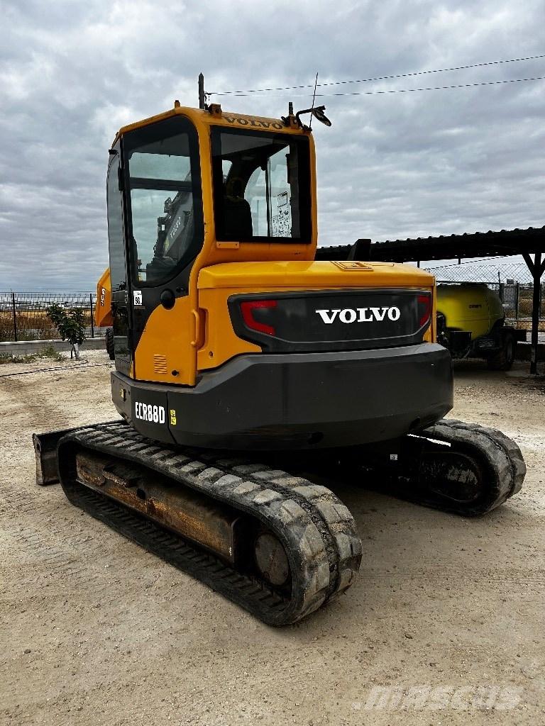 Volvo ERC 88 D Excavatoare 7t - 12t