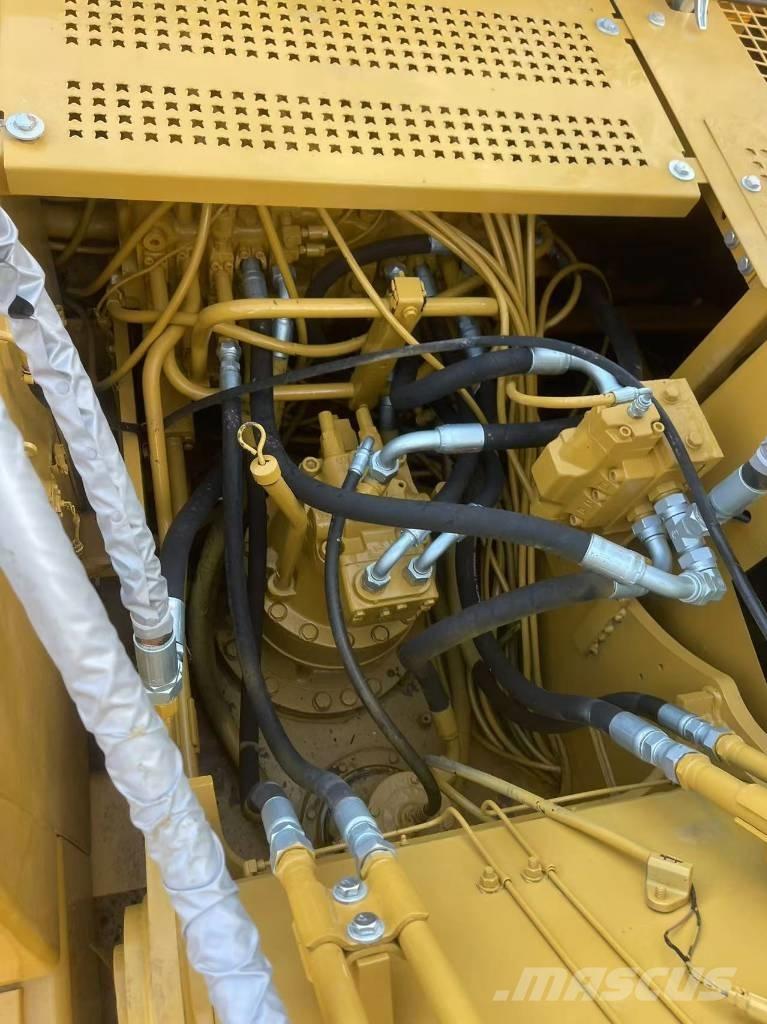 CAT 320 B Excavatoare pe șenile
