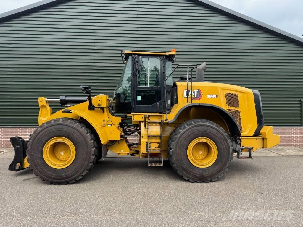 CAT 966 M Incarcator pe pneuri