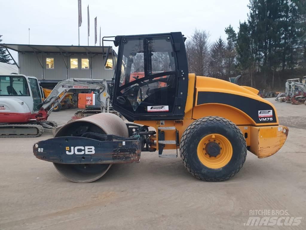 JCB VM 75 D Compactoare monocilindrice