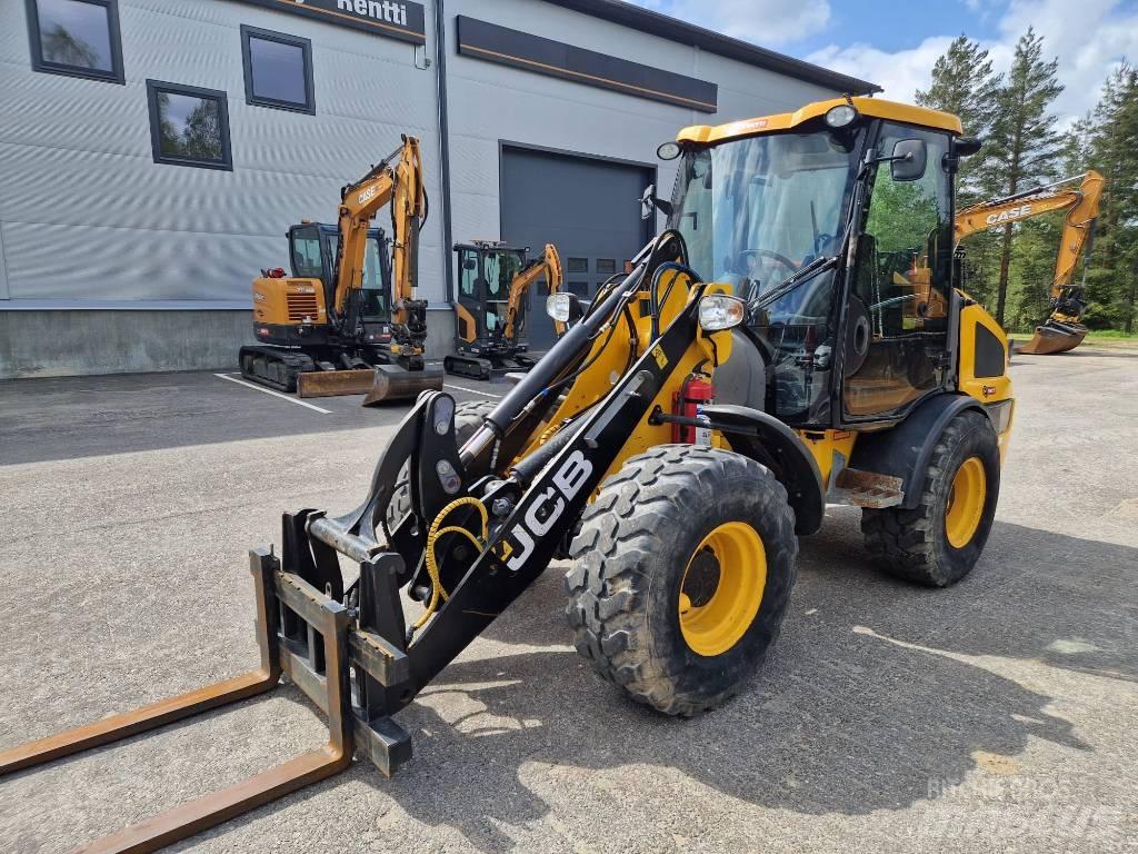JCB 406 T4 Incarcator pe pneuri
