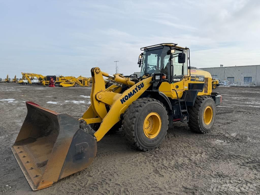 Komatsu WA320-8 Incarcator pe pneuri