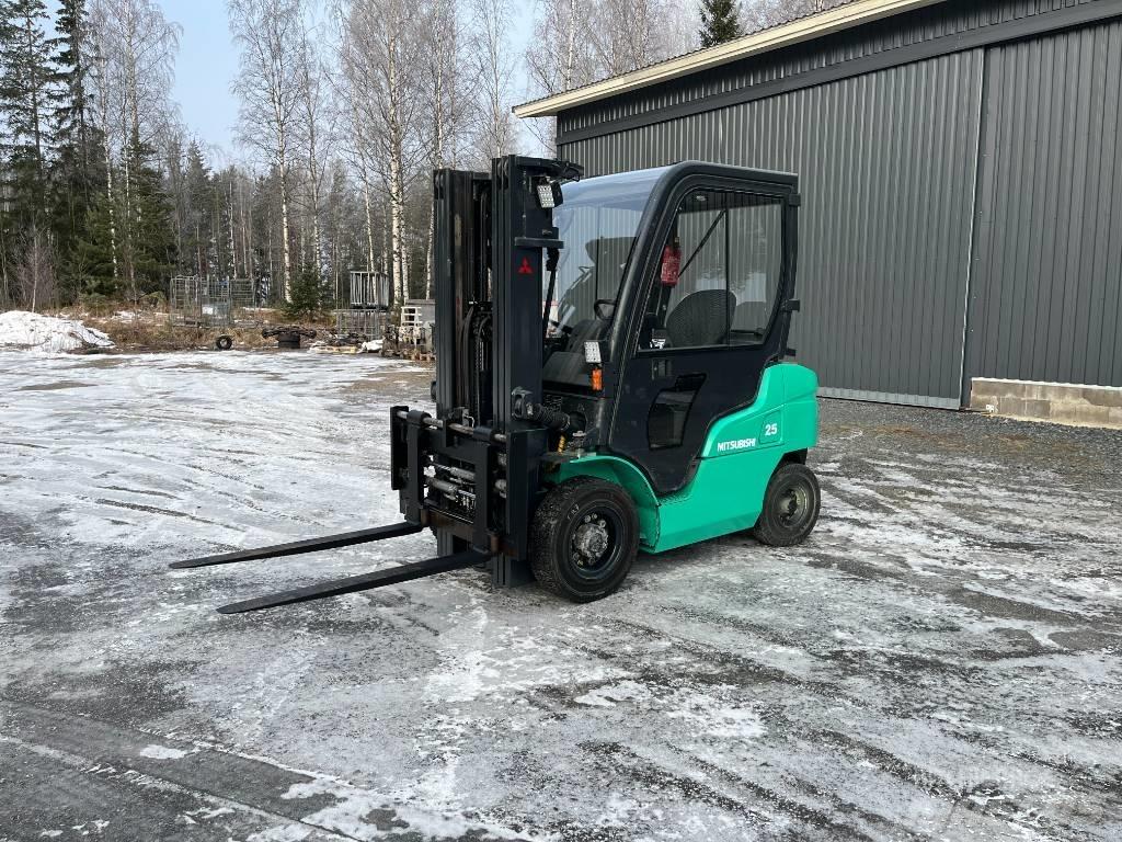 Mitsubishi FD25NT Stivuitor diesel