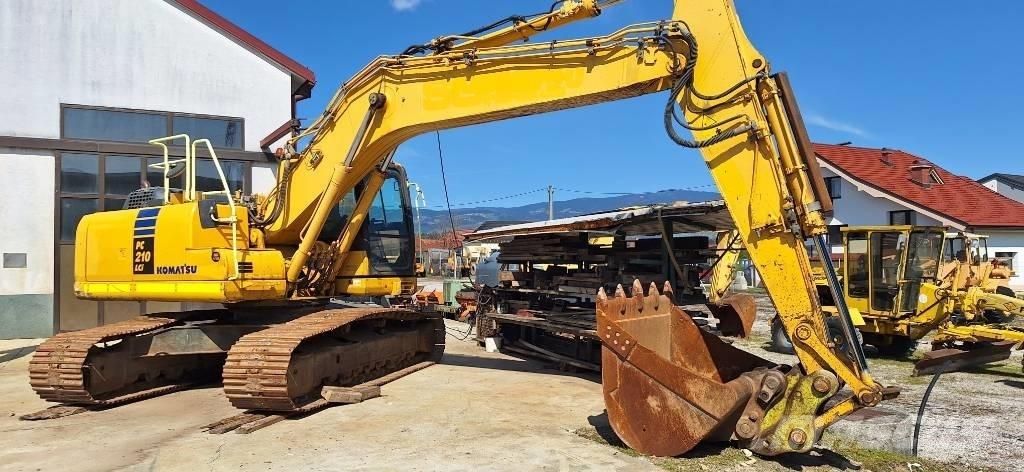 Komatsu PC 210 Excavatoare pe șenile
