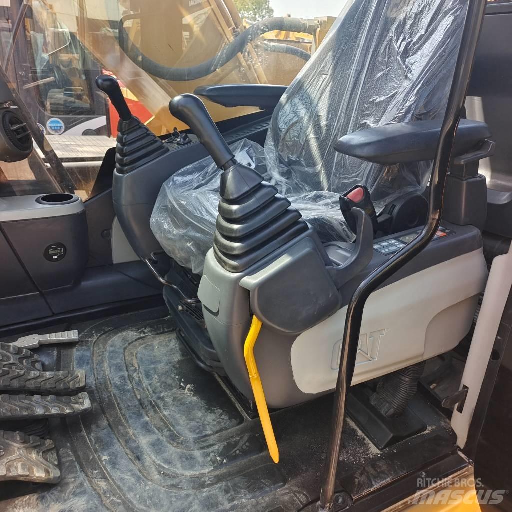 CAT 320 D Excavatoare pe șenile
